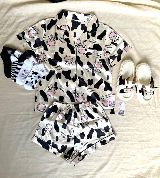 COMBO PIJAMA SATIN + PANTUFLA + OBSEQUIO Con Envío GRATIS 🚚